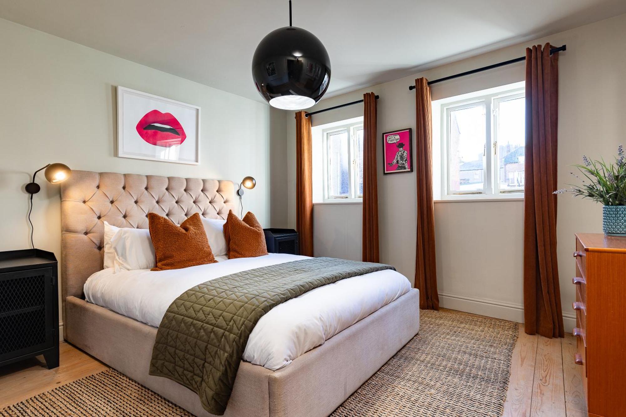 Stylish Seaside Home With King Beds And Parking Scarborough Ngoại thất bức ảnh